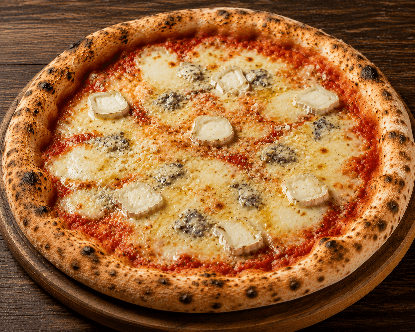 4 Fromages - Sauce tomate, mozzarella, gorgonzola, chèvre, parmesan